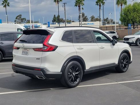 Used 2025 Honda CR-V Sport image 5