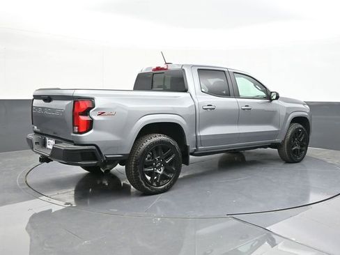 New 2025 Chevrolet Colorado Z71 w/ Technology Package AWD/4WD image 15
