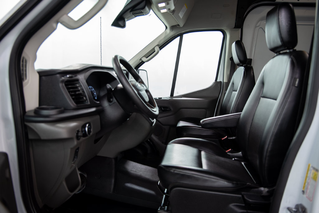 Used 2025 Ford Transit 250 148 High Roof RWD image 6