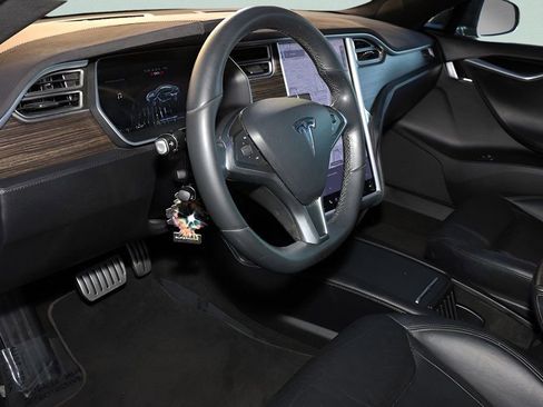 Used 2016 Tesla Model S P90D image 16