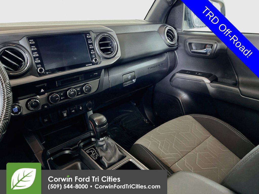 Used 2022 Toyota Tacoma TRD Off-Road AWD/4WD image 23