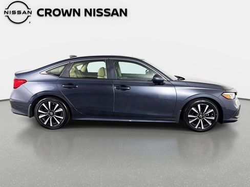 Used 2022 Honda Civic EX image 5