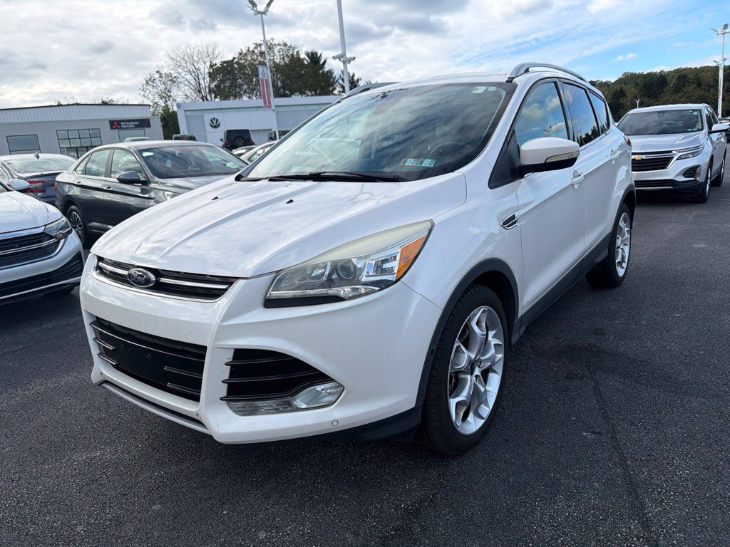 Used 2015 Ford Escape Titanium w/ Equipment Group 301A AWD/4WD image 2