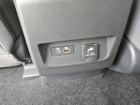 New 2025 Nissan Frontier SV w/ SV Convenience Package RWD image 15