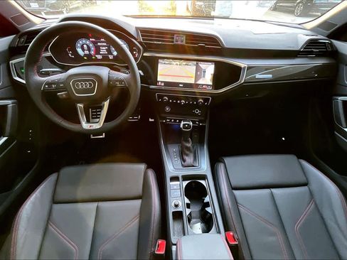 Used 2025 Audi Q3 2.0T Premium Plus image 15