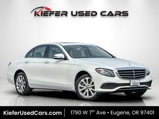 Used 2018 Mercedes-Benz E 300 4MATIC video 1