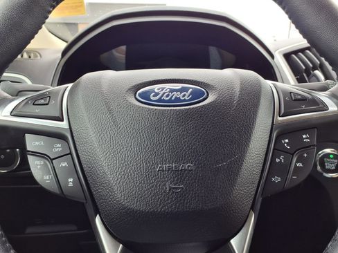 Used 2023 Ford Edge SEL w/ Convenience Package AWD/4WD image 16