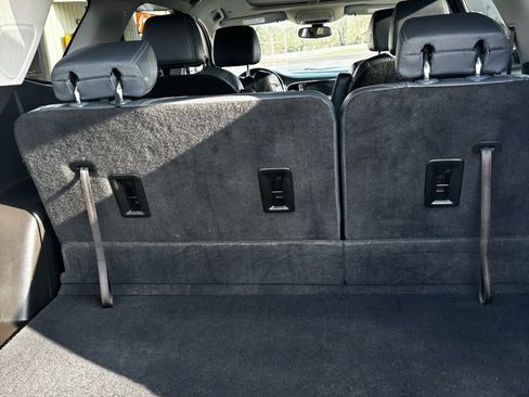 Used 2020 Buick Enclave Essence w/ Sound and Sites Package image 23