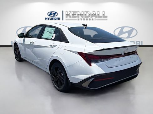 New 2026 Hyundai Elantra Sport FWD image 4