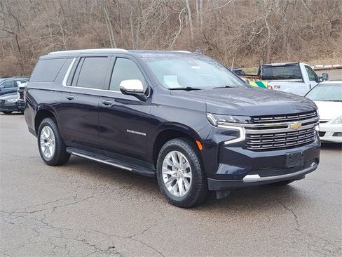 Used 2024 Chevrolet Suburban Premier image 7