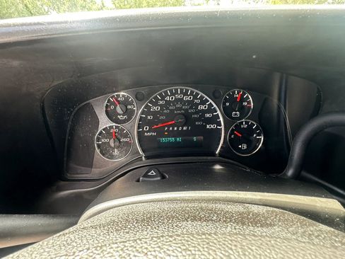Used 2017 Chevrolet Express 3500 LT w/ LT Preferred Equipment Group RWD image 33