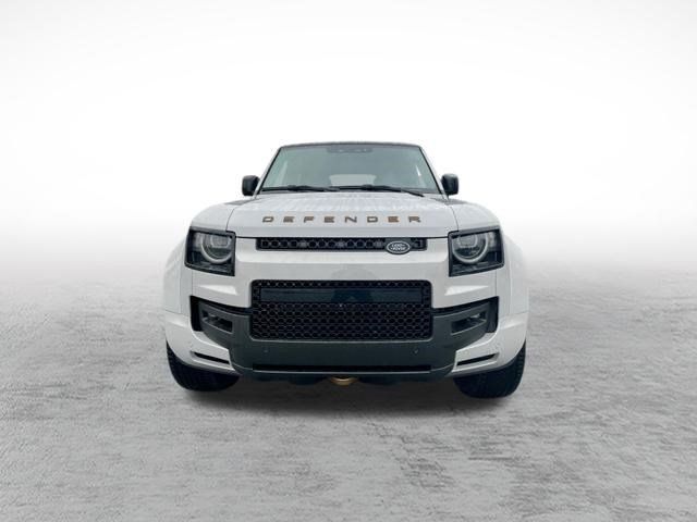 New 2026 Land Rover Defender 110 OCTA AWD/4WD image 2