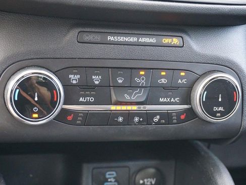 Used 2023 Ford Escape Active AWD/4WD image 40
