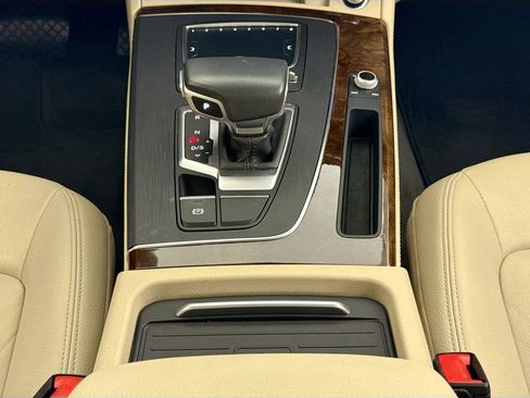 Used 2020 Audi Q5 2.0T Premium Plus w/ Premium Plus Package image 12