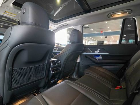 New 2026 Mercedes-Benz GLS 450 4MATIC image 12