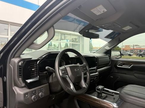 Used 2024 Chevrolet Silverado 1500 RST w/ Convenience Package II AWD/4WD image 7