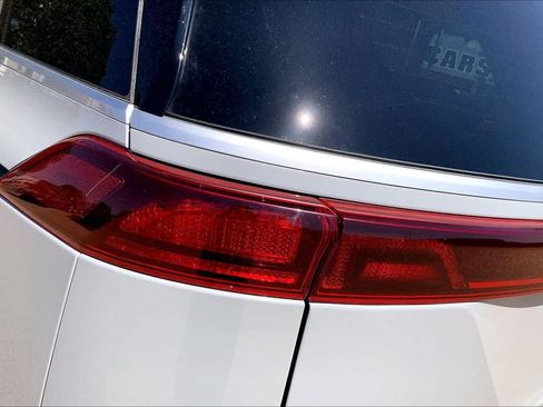Certified 2024 Kia Carnival EX FWD image 32