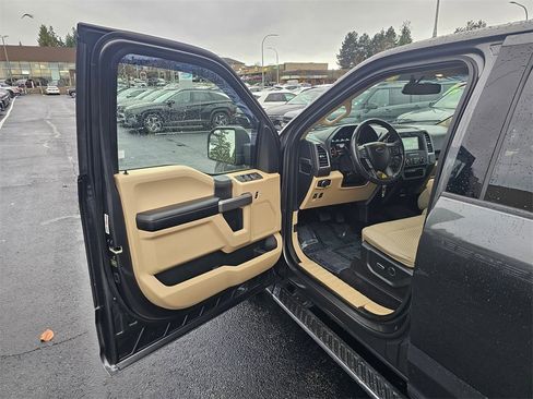 Used 2016 Ford F150 XLT w/ Equipment Group 301A Mid image 17