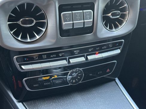 Certified 2022 Mercedes-Benz G 63 AMG 4MATIC image 26