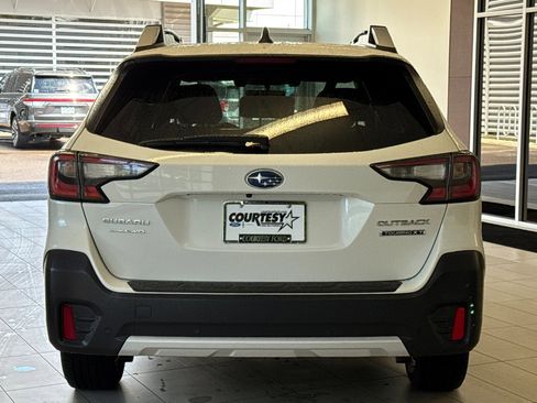 Used 2020 Subaru Outback Touring XT image 5