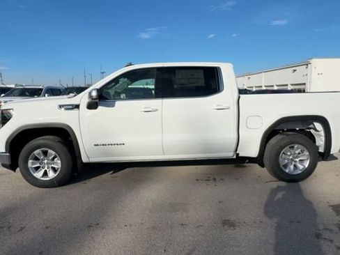 New 2026 GMC Sierra 1500 SLE image 5