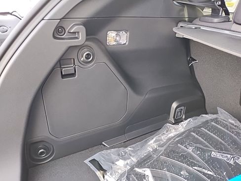 New 2026 Subaru Crosstrek 2.5i Sport AWD/4WD image 50