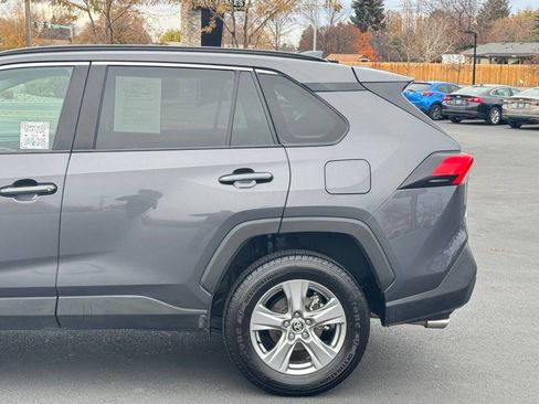 Used 2024 Toyota RAV4 XLE w/ Convenience Package image 9