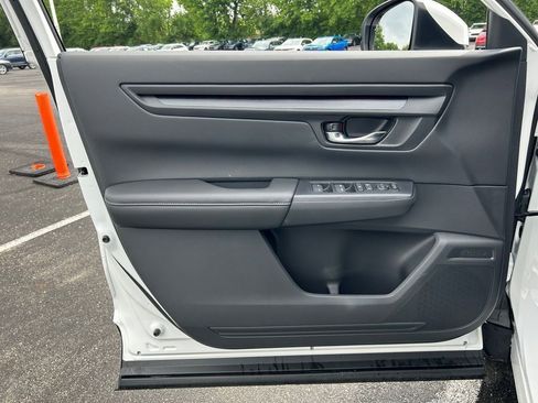 Used 2026 Honda CR-V EX image 18