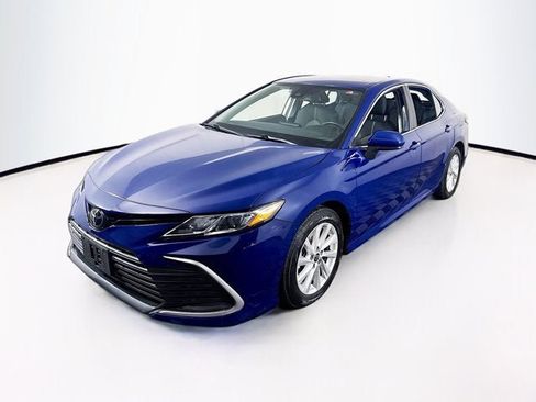 Used 2023 Toyota Camry LE image 1