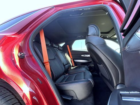 Certified 2026 Genesis GV70 2.5T Sport Prestige AWD/4WD image 18