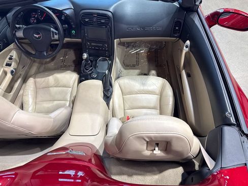 Used 2008 Chevrolet Corvette Convertible w/ Preferred Equipment Group RWD image 82