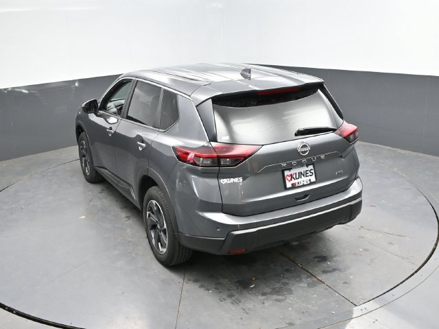 Used 2025 Nissan Rogue SV AWD/4WD image 41