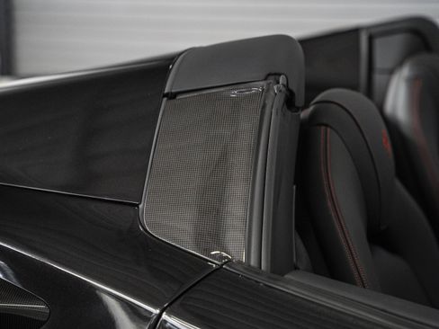 Used 2022 Ferrari F8 Tributo RWD image 14