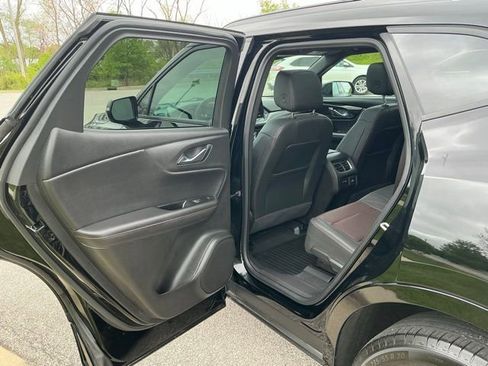 Used 2025 Chevrolet Blazer RS w/ Enhanced Convenience Package AWD/4WD image 15