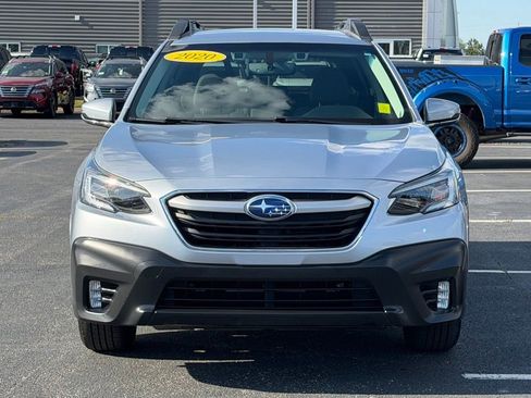 Used 2020 Subaru Outback Premium w/ Popular Package #1 AWD/4WD image 11