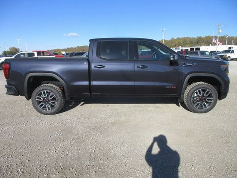 New 2026 GMC Sierra 1500 AT4 w/ AT4 Premium Package image 3