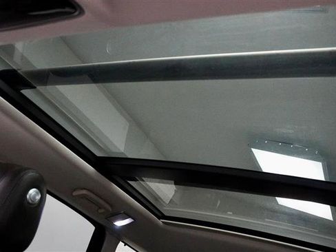 Used 2014 Land Rover Range Rover Sport HSE image 31