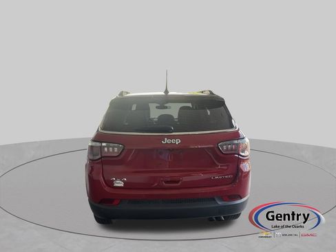 Used 2018 Jeep Compass Limited w/ Navigation Group AWD/4WD image 3