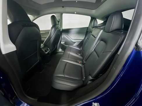 Used 2024 Tesla Model Y Long Range image 27