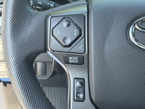 Used 2021 Toyota Tacoma TRD Off-Road w/ TRD Premium Off Road Package AWD/4WD image 21