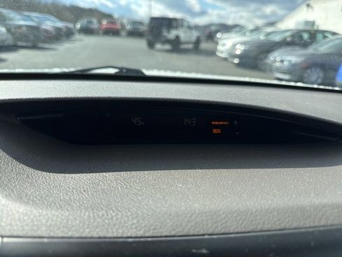 Used 2010 Subaru Forester 2.5X Premium w/ Popular Equipment Group 1A image 17