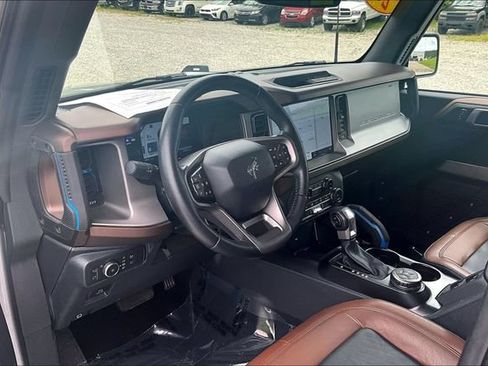 Used 2021 Ford Bronco Outer Banks AWD/4WD image 11