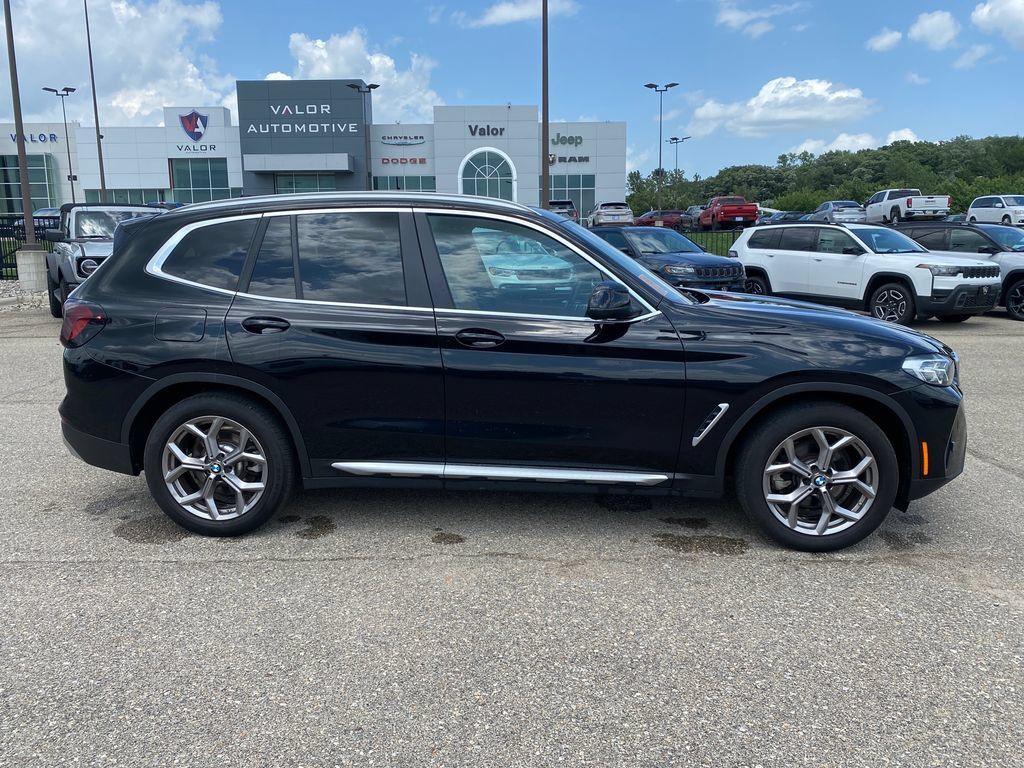 Used 2022 BMW X3 xDrive30i AWD/4WD image 7