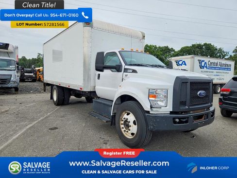 Used 2017 Ford F650 2WD Regular Cab Super Duty image 5