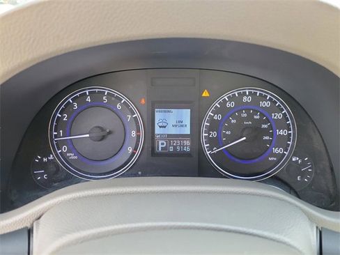 Used 2015 INFINITI Q40 w/ Moonroof Package image 20