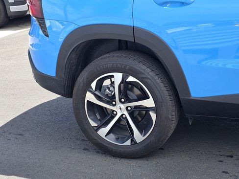 Used 2024 Chevrolet Trax RS w/ Driver Confidence Package FWD image 8