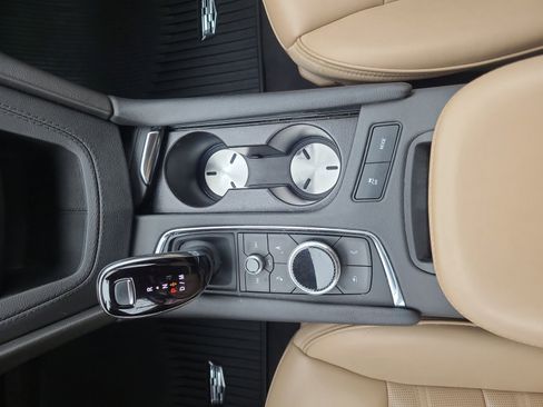 Used 2023 Cadillac XT6 Premium Luxury w/ Platinum Package image 15