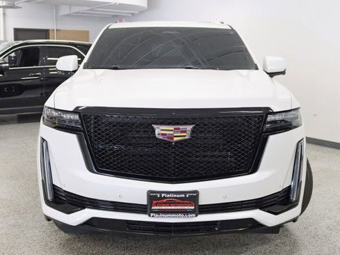 Used 2022 Cadillac Escalade Sport image 8