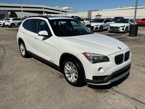 Used 2015 BMW X1 xDrive28i image 3