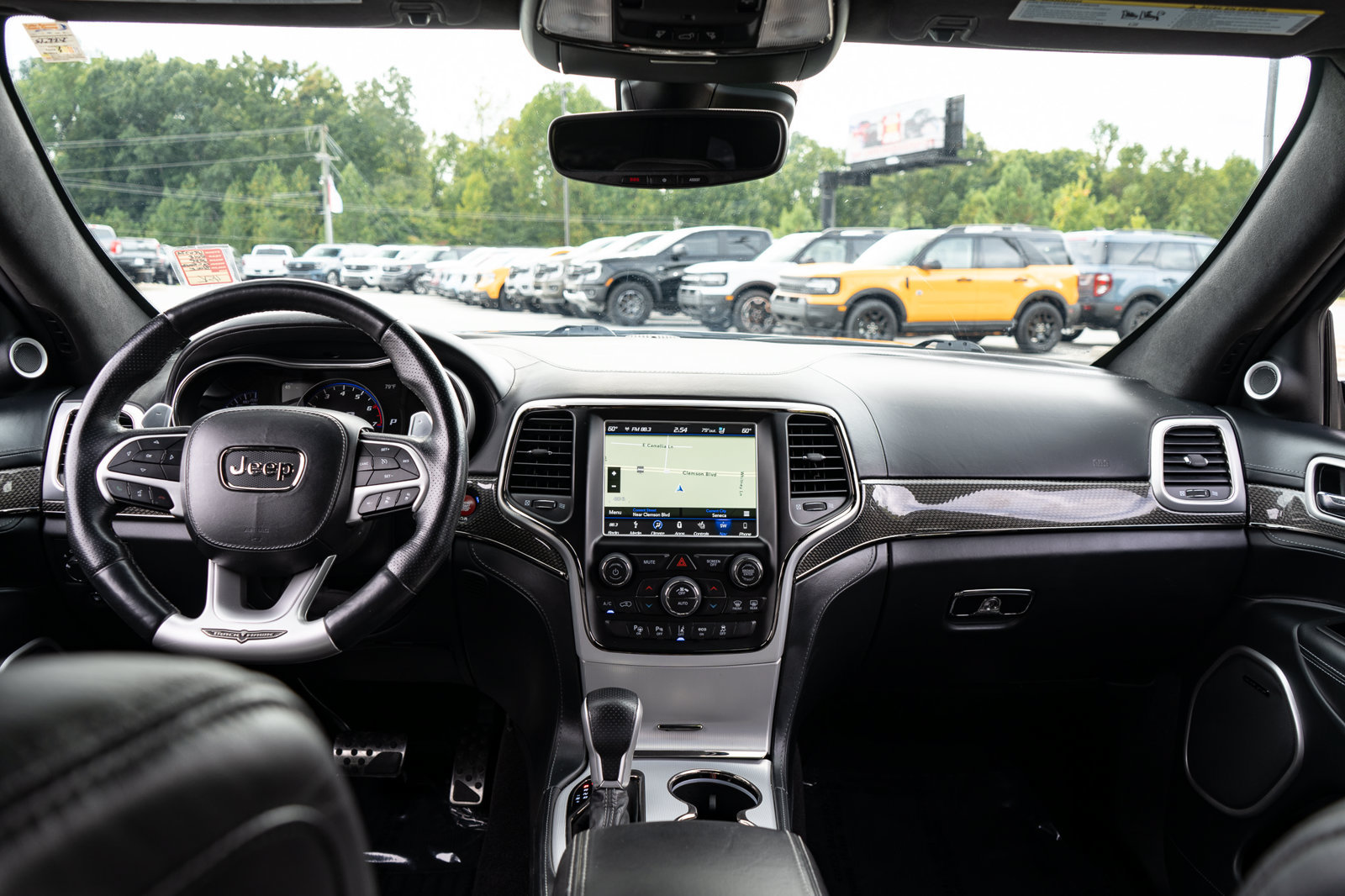 Used 2018 Jeep Grand Cherokee Trackhawk AWD/4WD image 38